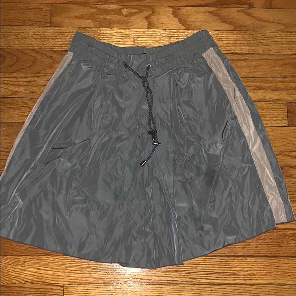 LAST CALL ‼️Max & Co High Waist Rain Skirt